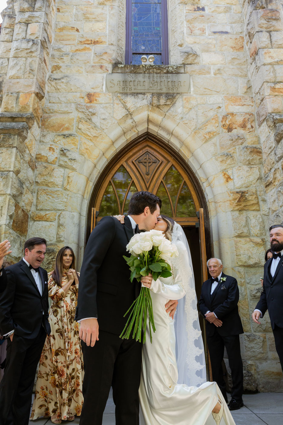 Happier kissing and smiles!